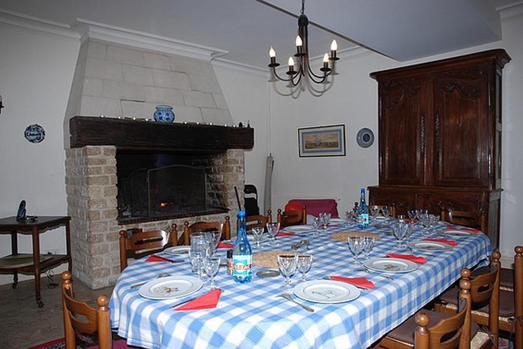Bed and Breakfast Les Longchamps Neuillé Zewnętrze zdjęcie